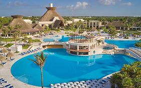 Grand Bahia Tulum All Inclusive